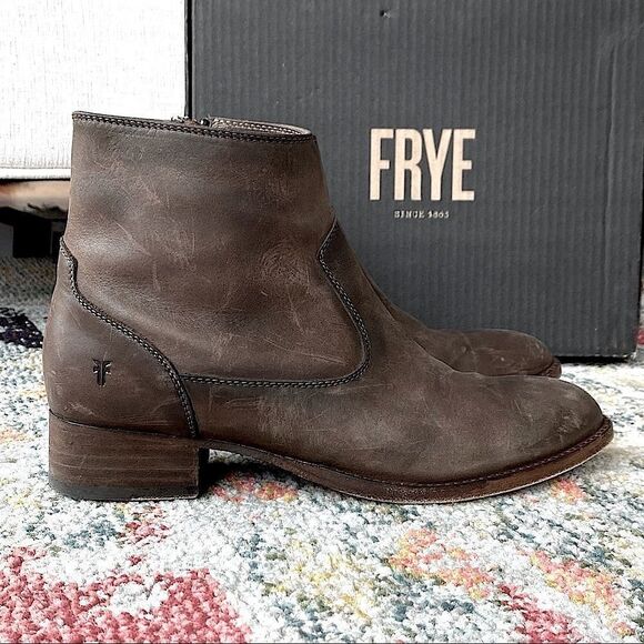 Frye Brooke Leather Short Ankle Boots Booties - Picture 1 of 8
